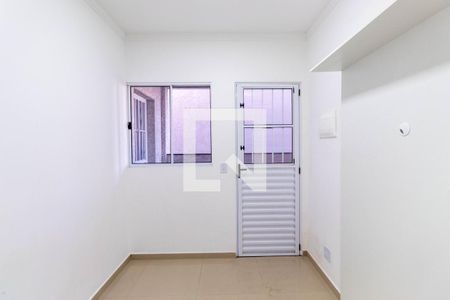 Sala de apartamento para alugar com 2 quartos, 33m² em Vila Nova Savoia, São Paulo