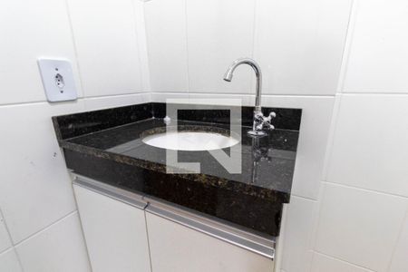 Apartamento para alugar com 33m², 2 quartos e sem vagaBanheiro