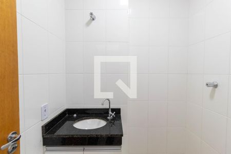 Apartamento para alugar com 33m², 2 quartos e sem vagaBanheiro