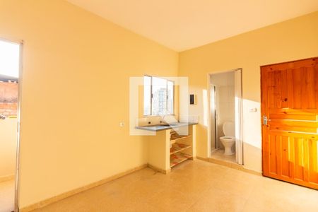Cozinha  de kitnet/studio para alugar com 1 quarto, 45m² em Jardim Roberto, Osasco