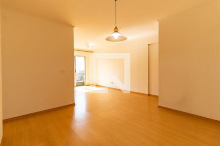 Sala de apartamento para alugar com 3 quartos, 95m² em Vila Gumercindo, São Paulo