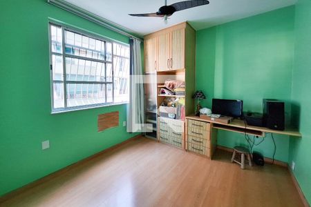 Quarto 2 de apartamento à venda com 2 quartos, 70m² em Icaraí, Niterói
