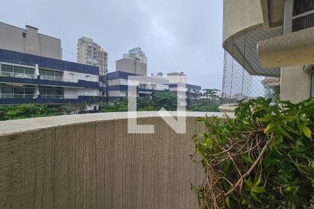 Apartamento para alugar com 170m², 4 quartos e 2 vagas Apartamento para alugar com 170m², 4 quartos e 2 vagasVaranda