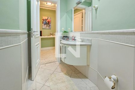 Apartamento para alugar com 170m², 4 quartos e 2 vagas Apartamento para alugar com 170m², 4 quartos e 2 vagasBanheiro