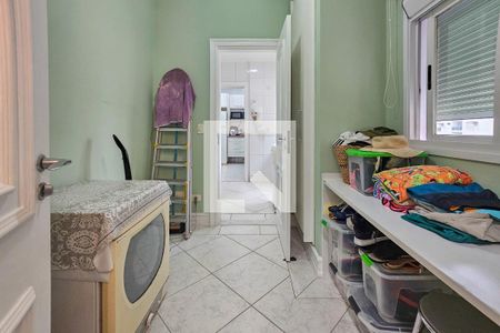 Apartamento para alugar com 170m², 4 quartos e 2 vagas Apartamento para alugar com 170m², 4 quartos e 2 vagasÁrea de serviço