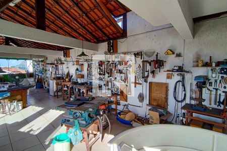 Casa de condomínio à venda com 331m², 2 quartos e 3 vagas Casa de condomínio à venda com 331m², 2 quartos e 3 vagasterraço