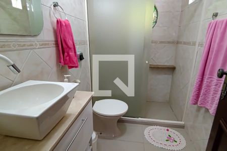 Casa de condomínio à venda com 331m², 2 quartos e 3 vagas Casa de condomínio à venda com 331m², 2 quartos e 3 vagasbanheiro social