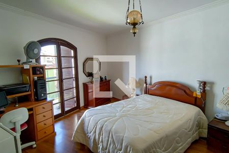 Casa de condomínio à venda com 331m², 2 quartos e 3 vagas Casa de condomínio à venda com 331m², 2 quartos e 3 vagasquarto 2 suite