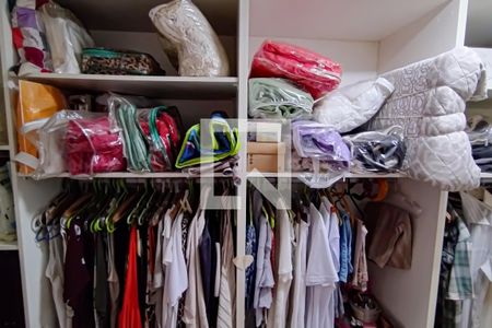 Casa de condomínio à venda com 331m², 2 quartos e 3 vagas Casa de condomínio à venda com 331m², 2 quartos e 3 vagasquarto 2 suite