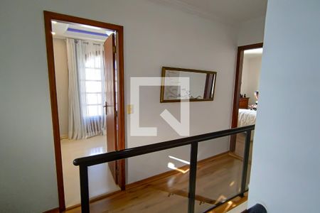 Casa de condomínio à venda com 331m², 2 quartos e 3 vagas Casa de condomínio à venda com 331m², 2 quartos e 3 vagashall