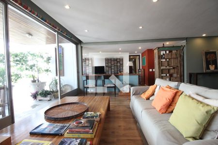 Sala de apartamento à venda com 3 quartos, 230m² em Paraisópolis, São Paulo