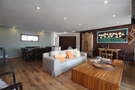 Sala de apartamento à venda com 3 quartos, 230m² em Paraisópolis, São Paulo