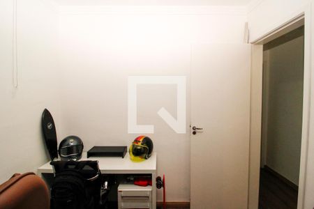 Quarto 1 de apartamento para alugar com 3 quartos, 68m² em Santa Efigênia, Belo Horizonte