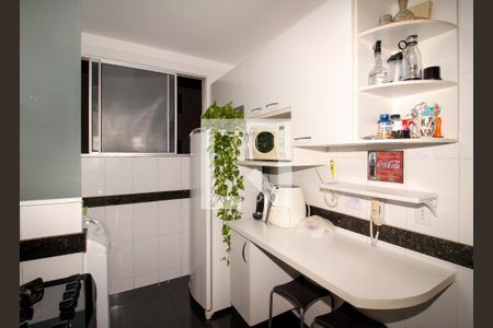 Cozinha de apartamento para alugar com 3 quartos, 68m² em Santa Efigênia, Belo Horizonte