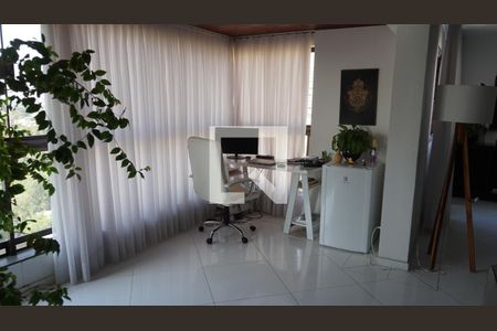 Sala de apartamento à venda com 4 quartos, 192m² em Jardim Monte Kemel, São Paulo