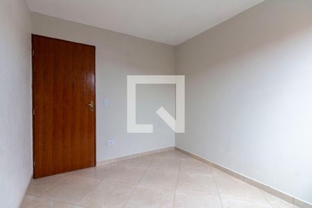 Quarto 1 de casa para alugar com 2 quartos, 32m² em Jardim Ruth, São Paulo