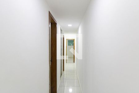 Banheiro Corredor de casa para alugar com 2 quartos, 60m² em Piedade, Rio de Janeiro