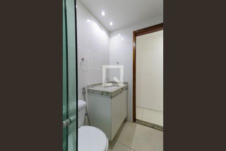 Banheiro Social de casa para alugar com 2 quartos, 60m² em Piedade, Rio de Janeiro