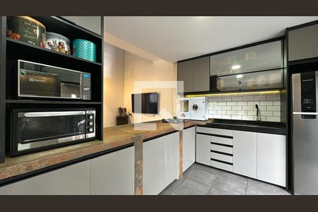 Casa para alugar com 65m², 1 quarto e 2 vagasCozinha