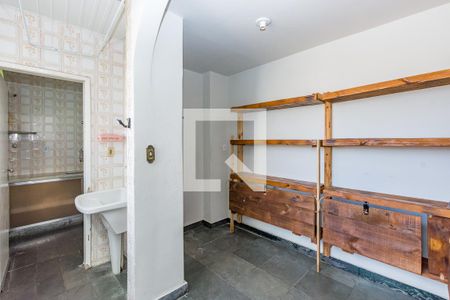 Apartamento para alugar com 116m², 2 quartos e 2 vagas Apartamento para alugar com 116m², 2 quartos e 2 vagasÁrea de Serviço