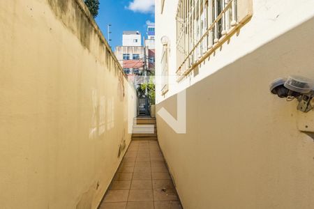 Apartamento para alugar com 116m², 2 quartos e 2 vagas Apartamento para alugar com 116m², 2 quartos e 2 vagasEntrada