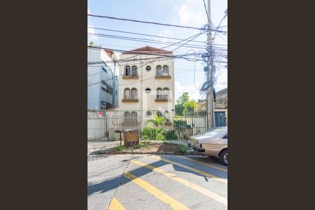 Apartamento para alugar com 116m², 2 quartos e 2 vagas Apartamento para alugar com 116m², 2 quartos e 2 vagasFachada