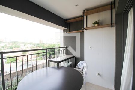 Varanda  de kitnet/studio para alugar com 1 quarto, 27m² em Indianópolis, São Paulo