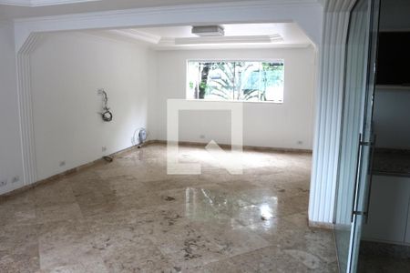 Sala de casa para alugar com 3 quartos, 306m² em Jardim São Caetano, São Caetano do Sul