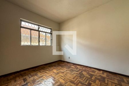 Quarto 1 de casa para alugar com 4 quartos, 220m² em Carlos Prates, Belo Horizonte