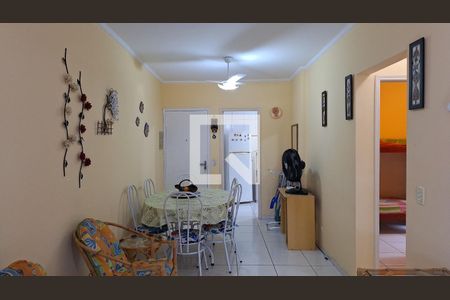 Sala de apartamento para alugar com 2 quartos, 68m² em Canto do Forte, Praia Grande