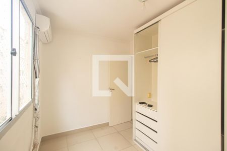 Quarto 1 de apartamento para alugar com 2 quartos, 42m² em Campo Grande, Rio de Janeiro