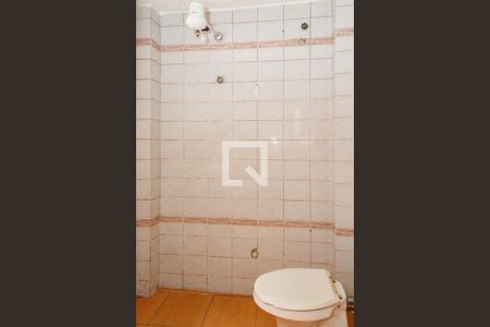 Banheiro de casa para alugar com 1 quarto, 80m² em Vila Gustavo, São Paulo