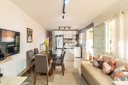 Sala de casa à venda com 4 quartos, 125m² em Vila Antonio, São Paulo
