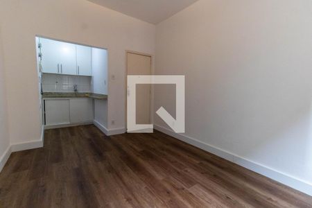 Apartamento à venda com 38m², 1 quarto e sem vagaSala