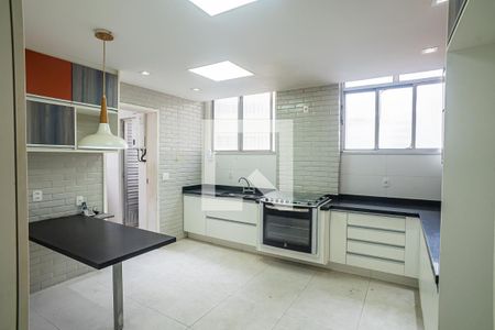 Apartamento à venda com 177m², 3 quartos e 1 vagaCozinha