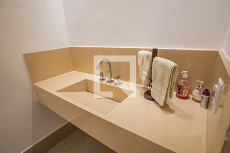 Apartamento à venda com 177m², 3 quartos e 1 vagaBanheiro Quarto 2