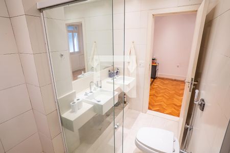 Apartamento à venda com 177m², 3 quartos e 1 vagaBanheiro Quarto 4