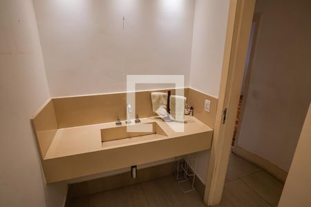 Apartamento à venda com 177m², 3 quartos e 1 vagaBanheiro Quarto 2