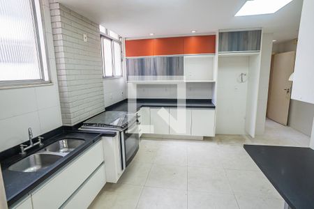 Apartamento à venda com 177m², 3 quartos e 1 vagaCozinha