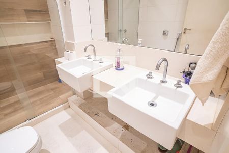 Apartamento à venda com 177m², 3 quartos e 1 vagaBanheiro Quarto 4