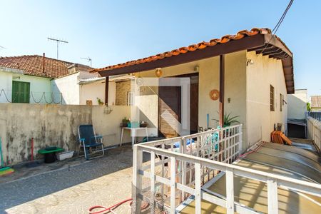 Casa à venda com 180m², 4 quartos e 2 vagasVaranda