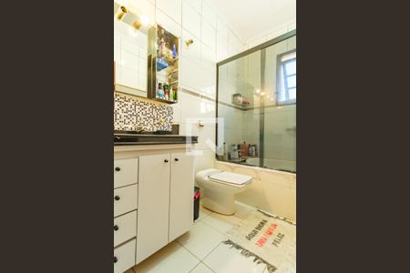 Casa à venda com 180m², 4 quartos e 2 vagasBanheiro Andar Superior