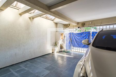 Casa à venda com 180m², 4 quartos e 2 vagasGaragem