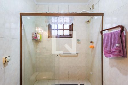 Casa à venda com 180m², 4 quartos e 2 vagasBanheiro Térreo