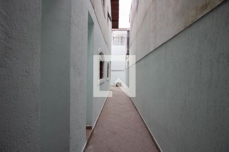 Corredor de casa para alugar com 3 quartos, 110m² em Vila Norma, São Paulo