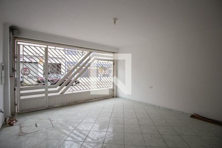 Garagem de casa para alugar com 3 quartos, 110m² em Vila Norma, São Paulo