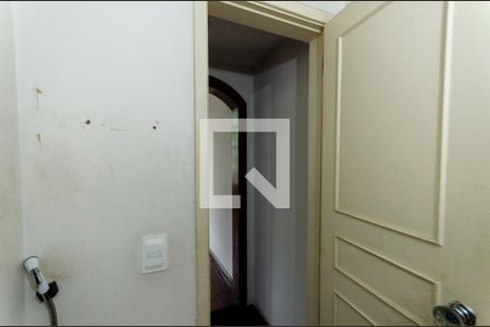 Lavabo de apartamento para alugar com 4 quartos, 150m² em Tijuca, Rio de Janeiro