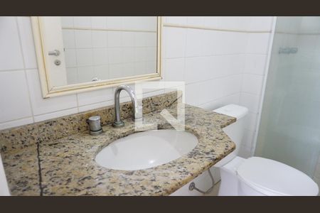 Banheiro Social de apartamento para alugar com 3 quartos, 90m² em Jacarepaguá, Rio de Janeiro