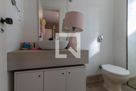 Banheiro 1 de apartamento à venda com 3 quartos, 242m² em Serra, Belo Horizonte