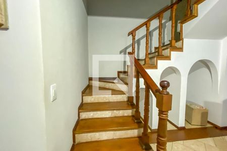 Escada de casa à venda com 3 quartos, 288m² em Demarchi, São Bernardo do Campo